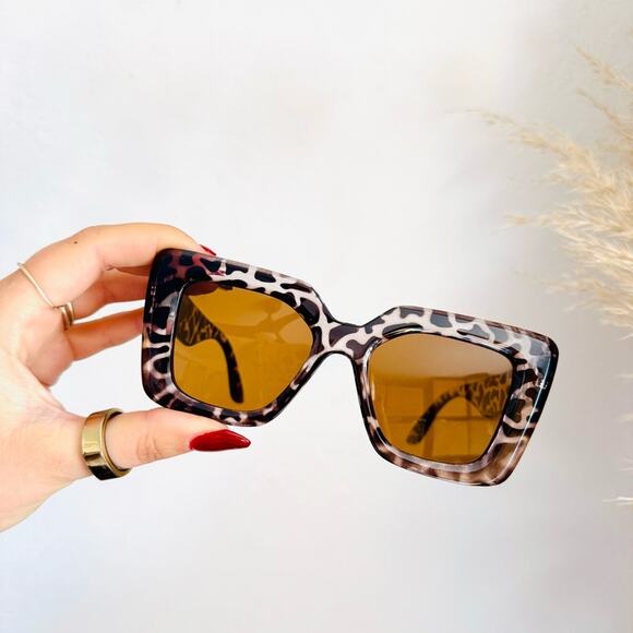 NEW NORDSTROM Black Tan Brown $78 Tortoiseshell Plastic Sunglasses Sunnies Y2K main image 8